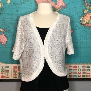 Roz & Ali 2X White Sweater Shrug